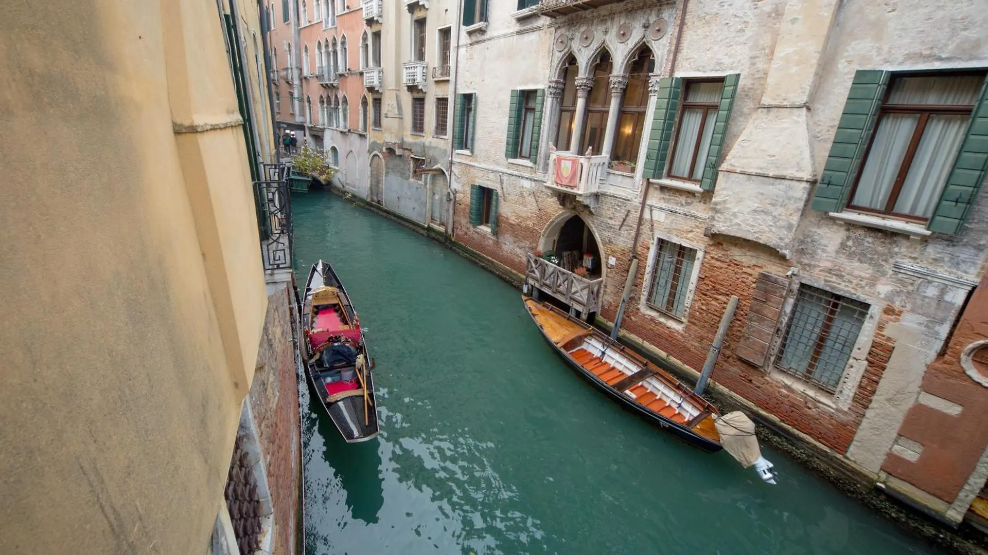 Ca Patron Loft Venice - Canal View إيطاليا